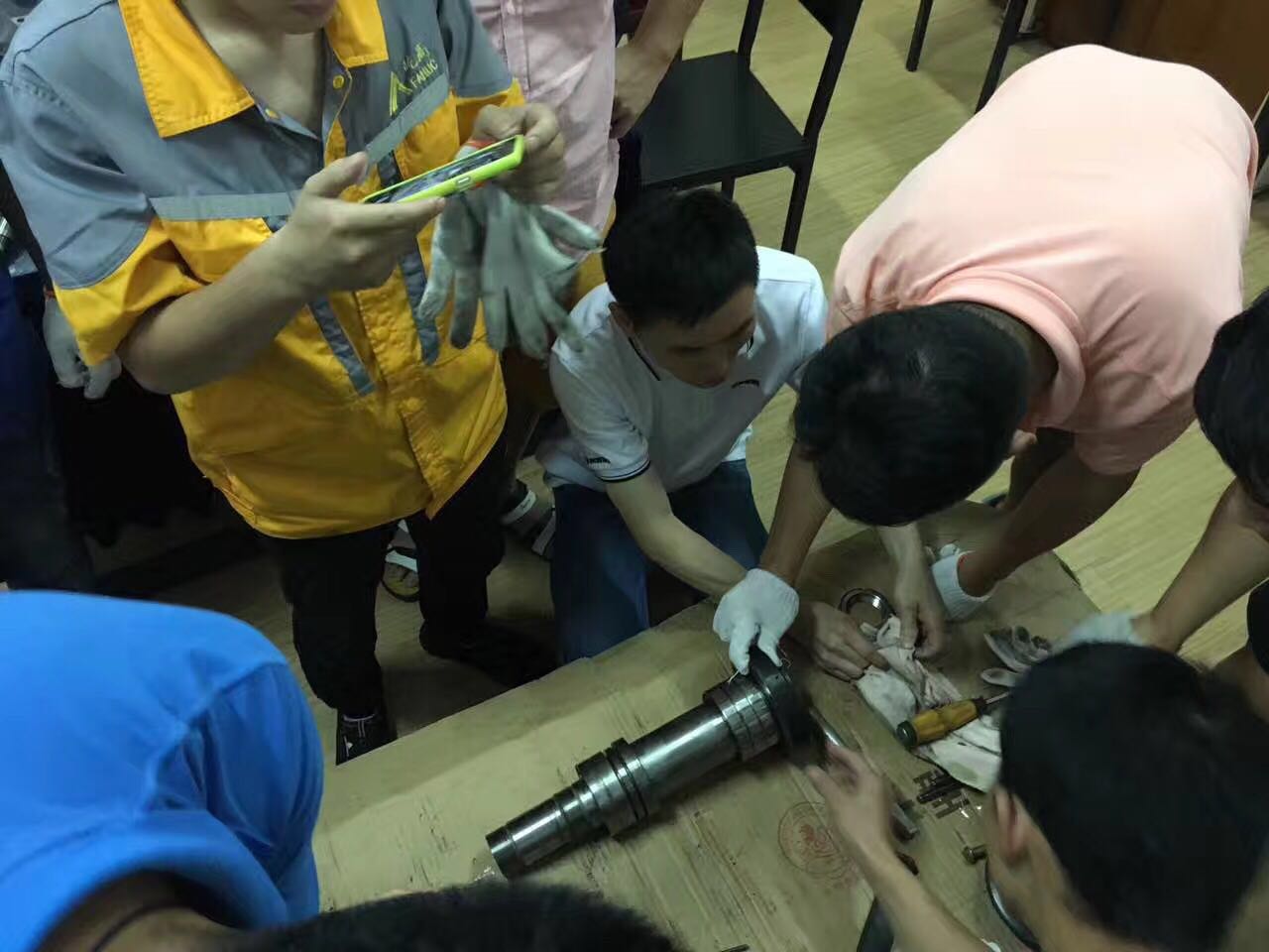 现场动手拆装学习